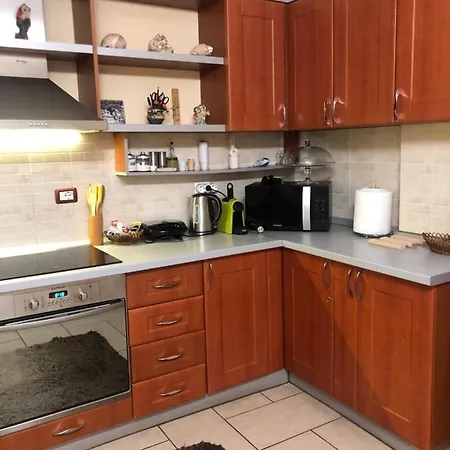 Apartment Teuta *